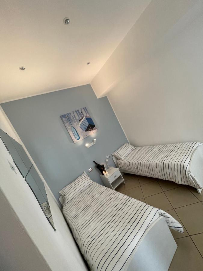 Home Sweet Home Inizio Di Spacca Napoli Exterior photo