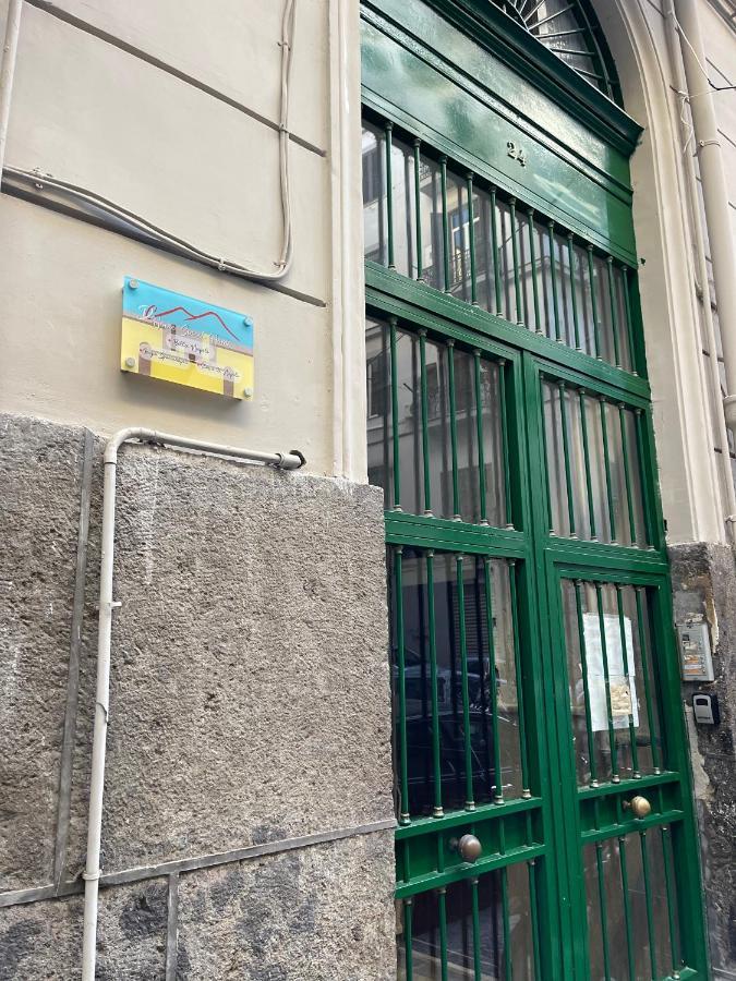 Home Sweet Home Inizio Di Spacca Napoli Exterior photo